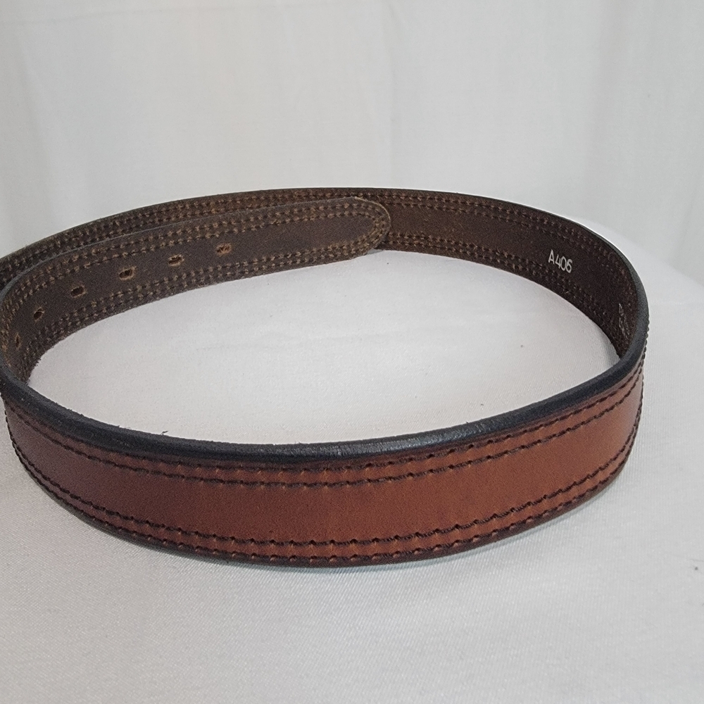 Womens Brown Leather Belt with Brass Buckle - Picture 3 of 3